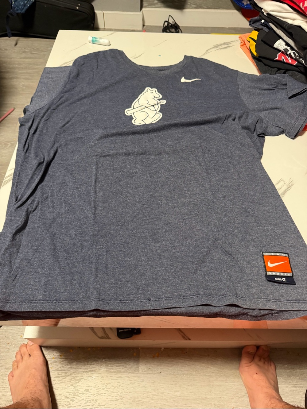 Nike Men’s Chicago Cubs Heather Navy Short Sleeve T-Shirt